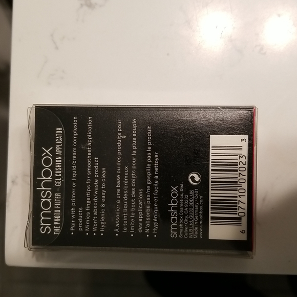 Makeup - Picture 2 of 2